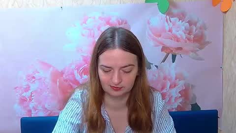 FreyaDak online show from September 2025 05:06:02 AM