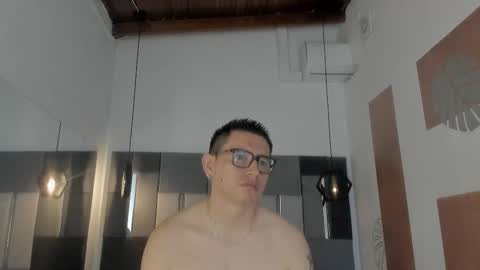  ALIS AND ALEX  online show from November 2025 12:31:02 PM