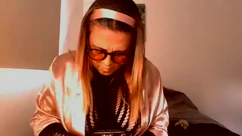 freyaluxx3 online show from July 2026 08:39:01 PM