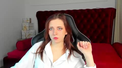 FreyaVey online show from January 2026 05:31:01 AM