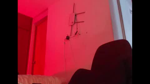 Snapshot of freyjashine_x chatting on February 2025 06:45:01 PM FREYJA LOREN online show from February 2025 06:45:01 PM