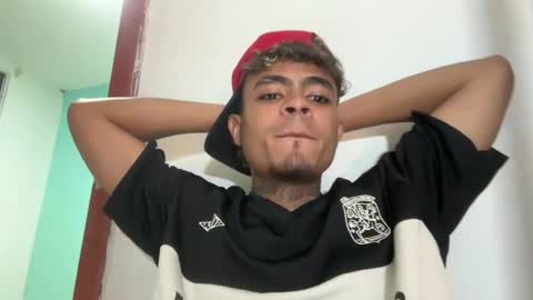 Snapshot of freyva_ chatting on November 2025 08:39:02 AM freyva_ online show from November 2025 08:39:02 AM