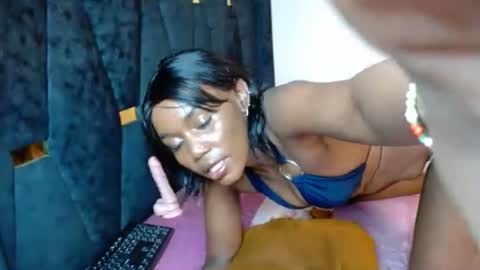 Snapshot of frianmak chatting on December 2024 09:41:02 PM Frian online show from December 2024 09:41:02 PM