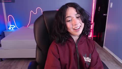 Snapshot of frida_lassi_ chatting on February 2025 07:45:02 PM frida_lassi_ online show from February 2025 07:45:02 PM