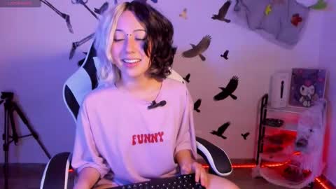 Snapshot of frida_lassi_ chatting on October 2025 01:16:02 AM frida_lassi_ online show from October 2025 01:16:02 AM