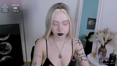 friend_zone_ online show from June 2026 10:41:01 AM