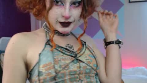 Snapshot of friskyflowers chatting on December 2025 06:25:02 PM cherry online show from December 2025 06:25:02 PM