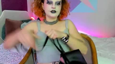 Snapshot of friskyflowers chatting on January 2026 01:55:02 AM cherry online show from January 2026 01:55:02 AM