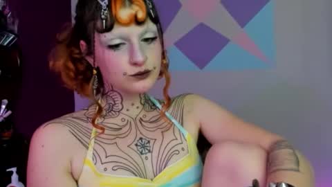 Snapshot of friskyflowers chatting on February 2026 02:21:02 AM cherry online show from February 2026 02:21:02 AM