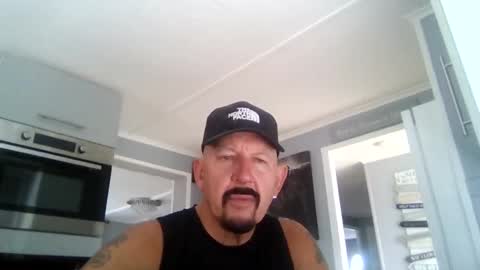 Snapshot of friskyneedsum chatting on September 2025 10:29:01 AM bob online show from September 2025 10:29:01 AM