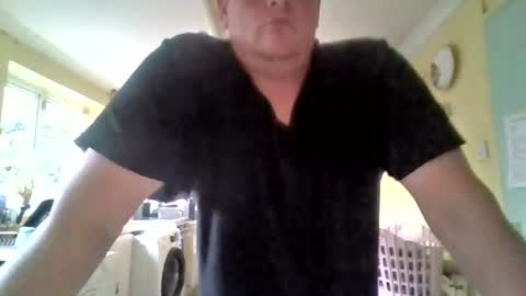Tom online show from July 2026 07:38:01 PM