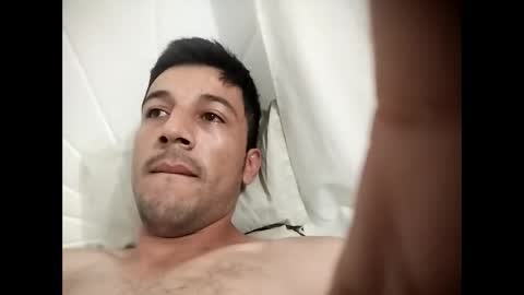 Snapshot of frnnd1214 chatting on December 2025 02:02:02 PM Fer online show from December 2025 02:02:02 PM