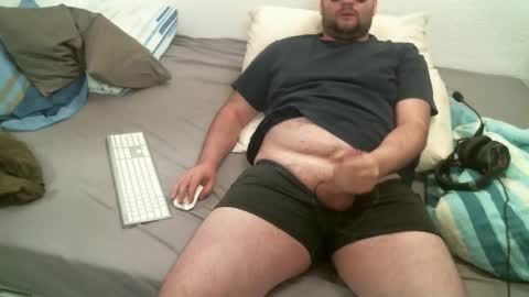 Snapshot of frodo21212 chatting on February 2025 12:08:01 PM Josh online show from February 2025 12:08:01 PM