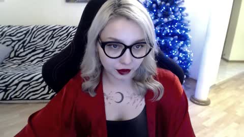 Snapshot of fromsun_forsoul chatting on December 2024 10:08:02 AM Lilith online show from December 2024 10:08:02 AM