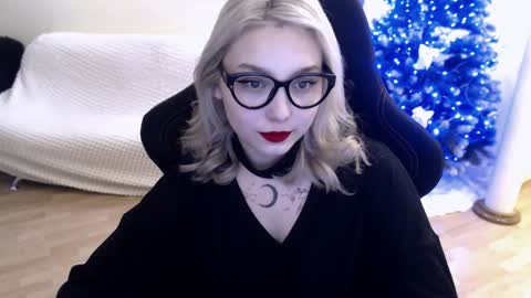 Snapshot of fromsun_forsoul chatting on January 2025 10:17:02 AM Lilith online show from January 2025 10:17:02 AM