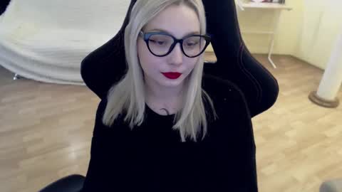 Snapshot of fromsun_forsoul chatting on March 2025 11:22:02 AM Lilith online show from March 2025 11:22:02 AM