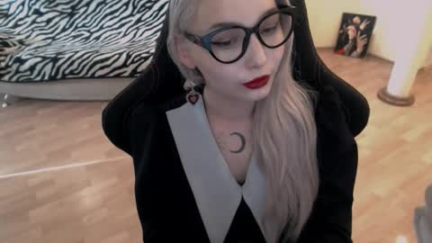 Snapshot of fromsun_forsoul chatting on September 2025 11:54:02 AM Lilith online show from September 2025 11:54:02 AM