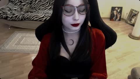 Lilith online show from December 2025 11:37:01 AM