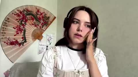 Emily online show from July 2026 07:14:02 AM