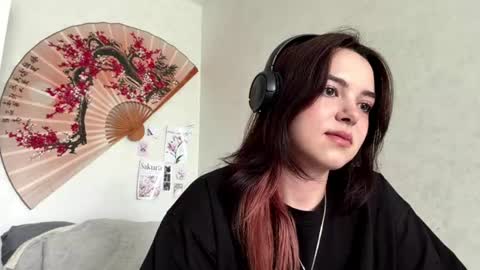 Emily online show from July 2026 07:11:01 AM