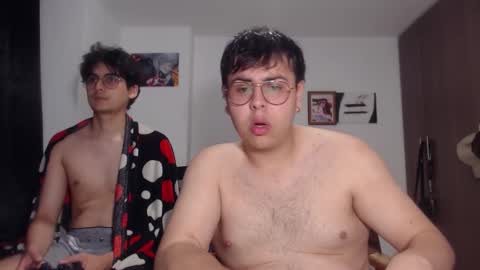 uwu online show from November 2025 10:42:01 PM