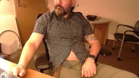 Snapshot of fuckadilf chatting on December 2024 05:00:01 PM fuckadilf online show from December 2024 05:00:01 PM