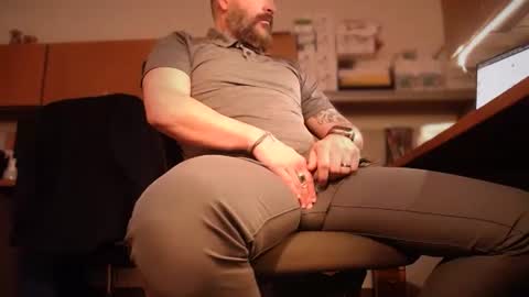 Snapshot of fuckadilf chatting on December 2024 04:47:02 PM fuckadilf online show from December 2024 04:47:02 PM