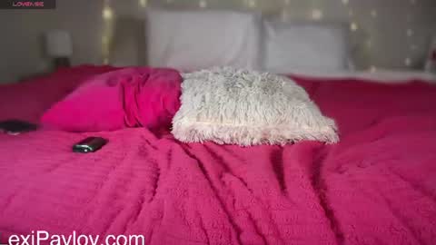 Lexi Pavlov online show from July 2026 03:21:02 PM