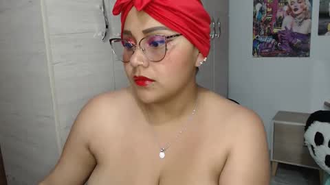 Mia and Gary  online show from October 2025 01:53:02 AM