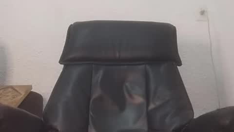 Phill    online show from October 2025 12:41:02 PM