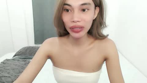 fuckingsexy143 online show from November 2025 02:44:01 AM