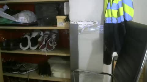 Snapshot of fuerte440 chatting on October 2025 08:46:01 AM fuerte440 online show from October 2025 08:46:01 AM