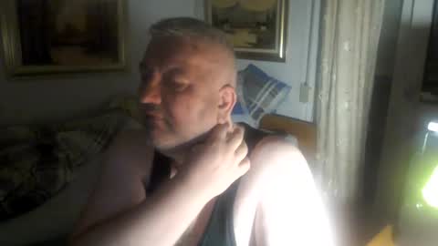 fukingcrazy online show from May 2026 10:28:02 PM