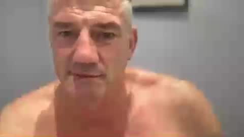 fullback_15 online show from July 2026 05:06:01 PM