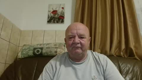 Snapshot of fullballs6 chatting on October 2025 02:55:01 AM fullballs6 online show from October 2025 02:55:01 AM