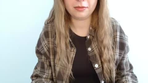 Emma online show from May 2026 09:06:01 AM