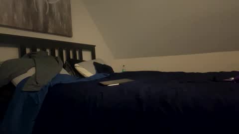 Curious guy showing off online show from October 2025 03:42:02 AM