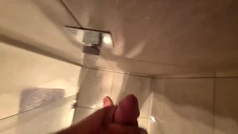 Snapshot of funfishing27 chatting on February 2026 01:33:02 PM funfishing27 online show from February 2026 01:33:02 PM