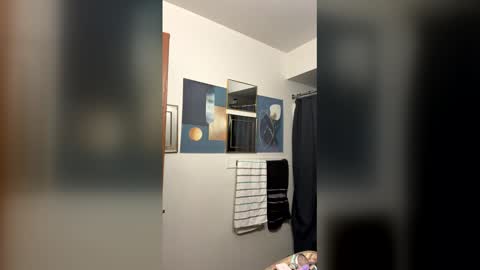 Linnys Palace online show from March 2026 05:53:01 PM