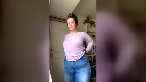 Linnys Palace online show from March 2026 04:23:01 PM