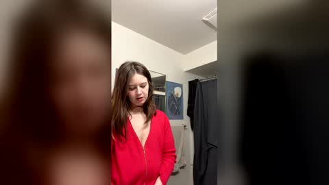 Linnys Palace online show from March 2026 05:19:01 PM