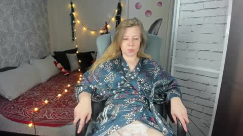 funny_bunny4 online show from January 2025 08:10:01 PM