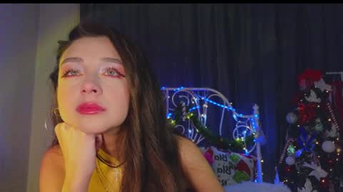 Tiffany online show from December 2024 10:37:01 PM