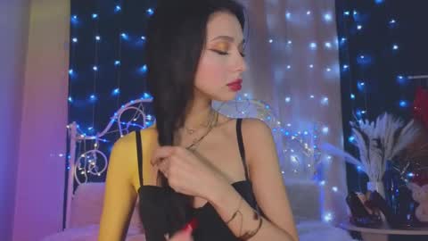 Tiffany online show from March 2025 11:49:02 PM