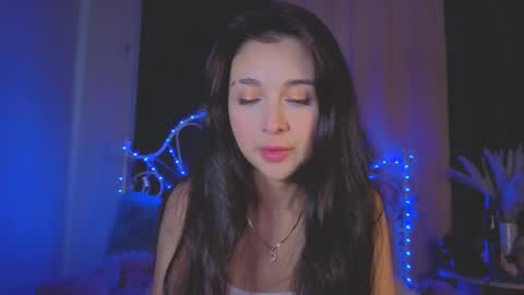 Tiffany online show from September 2025 03:08:02 AM