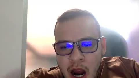 Snapshot of funnyboys18 chatting on January 2025 07:05:01 PM Zanty online show from January 2025 07:05:01 PM