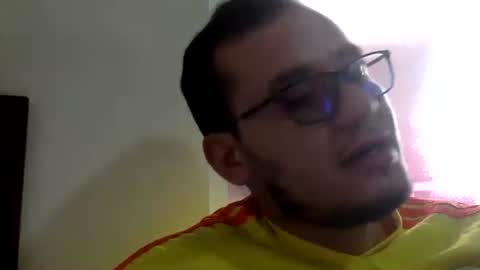 Snapshot of funnyboys18 chatting on February 2025 07:00:01 PM Zanty online show from February 2025 07:00:01 PM