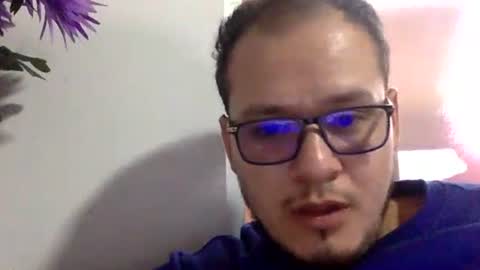 Snapshot of funnyboys18 chatting on December 2025 06:59:02 PM Zanty online show from December 2025 06:59:02 PM