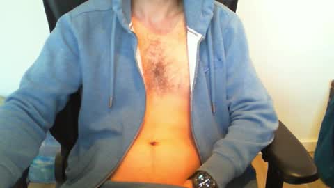 YWhiteNiceMan online show from October 2025 07:17:02 AM