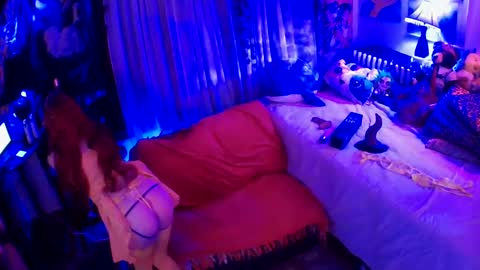 Valarie Iris Paige online show from January 2025 07:42:01 AM